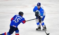 «Работа продолжается». Защитник сборной Казахстана — о том, с каким настроением готовится к чемпионату мира 