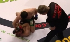 Видео жесткого нокаута казахстанским файтером обидчика звезды UFC