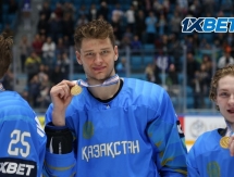 Фоторепортаж с награждения сборной Казахстана на чемпионате мира-2019