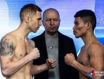 Казахстанский боксер прошел взвешивание перед боем с филиппинцем