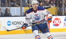 Поигравший в НХЛ призер чемпионата мира. Кто стал первым новичком «Барыса»