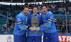 Фоторепортаж с награждения сборной Казахстана на чемпионате мира-2019