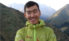 Казахстанский альпинист стал первым в скоростном восхождении на Эльбрус