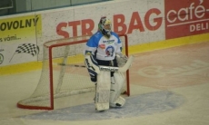 Бывший голкипер казахстанского клуба найден повешенным