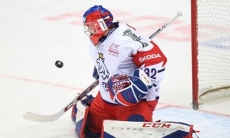 Сборная хоккеиста «Сарыарки» уступила фавориту, ведя в счете 2:0 на ЧМ-2019