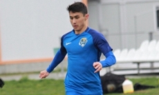 20-летний казахстанец провел пятый матч в составе новичка российской Премьер-Лиги