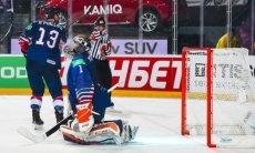 Разгромленная Казахстаном Великобритания одержала первую победу на чемпионате мира отыгравшись с 0:3