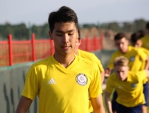 Молодежная сборная Казахстана продолжает подготовку к матчу с Черногорией