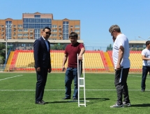 Комиссия по допуску полей провела инспекцию стадиона «Мунайшы»