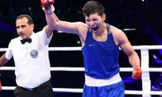 Два казахстанских боксера вышли в финал международного турнира в Шанхае