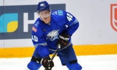 В России назвали причину ухода лучшего снайпера «Барыса» в другой клуб КХЛ