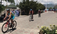 Казахстанские триатлонисты завоевали 12 медалей на двух азиатских турнирах в Чолпон-Ате