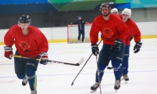 Видео с тренировки хоккеистов «Торпедо» на льду