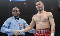 «Головкин полутяжелого веса» проведет объединительный бой