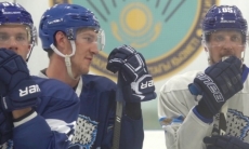 Видео тренировки «Барыса» на льду