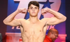 17-летний школьник за 76 секунд вырубил соперника в дебютном бою в США. Видео убойного нокаута