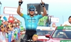 Гонщики «Астаны» улучшили положение в общем зачете после 19-го этапа «Тур де Франс»