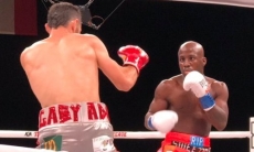 Американского чемпиона мира освистали после победы в бою за титул IBF