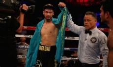 Казахстанский боксер из Top Rank нокаутировал мексиканца с 42 победами в профи