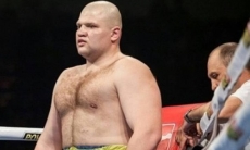 140-килограммовый украинский супертяж победил нокаутом за 70 секунд. Видео