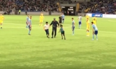 Инцидент с болельщиками произошел во время матча Лиги Европы «Астана» — БАТЭ