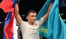 Казах Дамир Исмагулов побил бразильца с 12 победами и выиграл третий бой в UFC