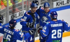 Букмекеры оценили шансы «Барыса» победить «Амур» после поражения в первом матче сезона КХЛ