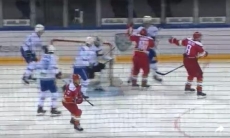 Видеообзор матча КХЛ «Куньлунь РС» — «Барыс» 1:0