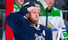 «Забивать как минимум три». Форвард «Адмирала» поблагодарил голкипера за матч с «Барысом»