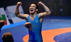 Казахстанский борец победил действующего чемпиона мира и вышел в финал ЧМ в Нур-Султане