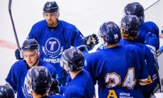 Боролись до конца. «Торпедо» уступило в матче ВХЛ «Сокол»