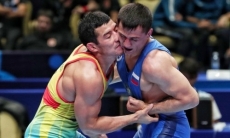 Казахстан завоевал вторую лицензию за день в борьбе на Олимпиаду-2020 