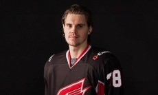 Экс-игрок клуба КХЛ вернулся в Казахстан