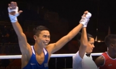 Видео победного боя казахстанского боксера над серебряным призером Олимпиады-2016 на чемпионате мира
