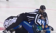 Видео драки, или Как хоккеист «Барыса» избил российского соперника в матче КХЛ