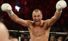 «Привяжу к себе подушку». Ковалев придумал необычный план на бой с «Канело»