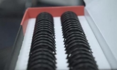 Лига «Барыса» представила «умные» шайбы