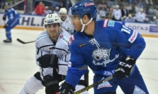 «Не был похож на себя». В России оценили шансы «Барыса» на победу в матче с «Трактором»