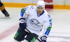 «Выглядел монструозно». Как «Барыс» сделал из молодого защитника звезду НХЛ