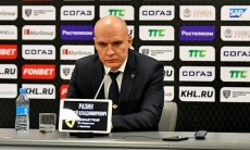 «Психологически это тяжело». Тренер «Северстали» назвал причины провала в игре с «Барысом»