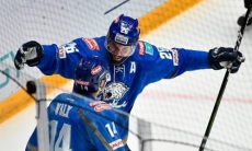 «Играл с Кросби и Малкиным». Наставнику «Барыса» нашли нового лидера атак