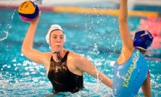Женская команда Казахстана по водному поло стартовала в чемпионате России