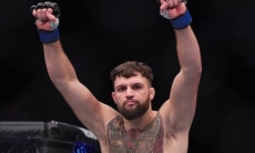 Нокаут за 17 секунд вошел в ТОП-3 самых быстрых в истории UFC. Видео