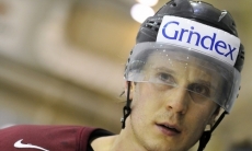 «С каждым днем лучше». Защитник аутсайдера конференции уверен в победе над «Барысом»