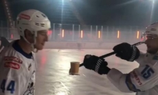 «Какие же они классные». Игроки «Барыса» сняли забавное видео