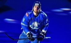 «У нас было столько шансов...». Защитник «Барыса» нашел объяснение поражению от «Автомобилиста»