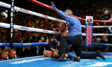 Ковалёв госпитализирован после боя с «Канело». Подробности