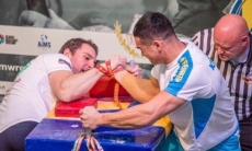 Сборная Казахстана по армрестлингу завоевала 134 медали на чемпионате мира в Румынии