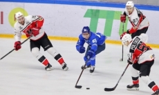 Усиление не помогло. Фарм-клуб «Барыса» проиграл «Металлургу» в матче ВХЛ