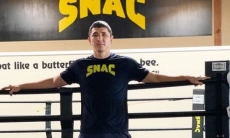 Казахстанский боксер получил в соперники на бой за титул WBC аргентинца с 43 победами